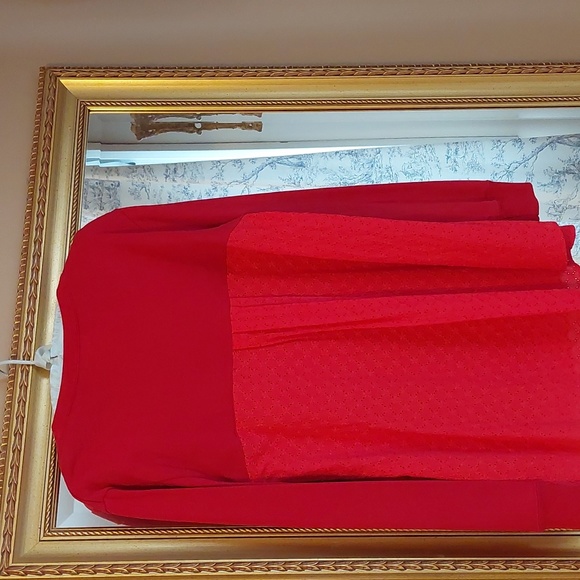 Preloved  Canadian brand sweatshirt. - Picture 2 of 4